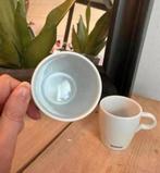 Nespresso kopjes / mokken - twee stuks - gebroken wit, Antiek en Kunst, Ophalen of Verzenden