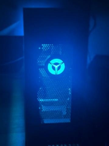 Dikke game pc beschikbaar voor biedingen