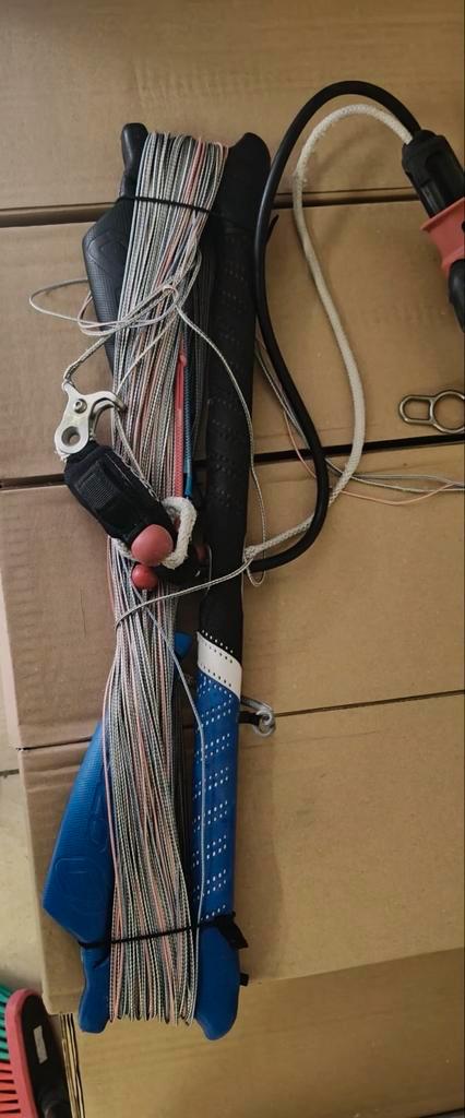 Ozone Contact Bar V4 - Kitesurf Bar, Watersport en Boten, Kitesurfen, Gebruikt, Bar, 9 m², Geen board, Ophalen