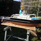 Sleepboot SMIT ROTTERDAM  L95 B21  en Plezier jacht KEY LAGO, Hobby en Vrije tijd, Modelbouw | Boten en Schepen, Ophalen, Gebruikt