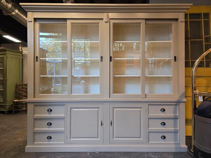Grote Taupe vitrinekast | buffetkast | apothekerskast, Huis en Inrichting, Kasten | Buffetkasten, Gebruikt, 200 cm of meer, 200 cm of meer