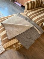 Klippan plaid grijs, Huis en Inrichting, Woonaccessoires | Plaids en Woondekens, Ophalen of Verzenden, Zo goed als nieuw