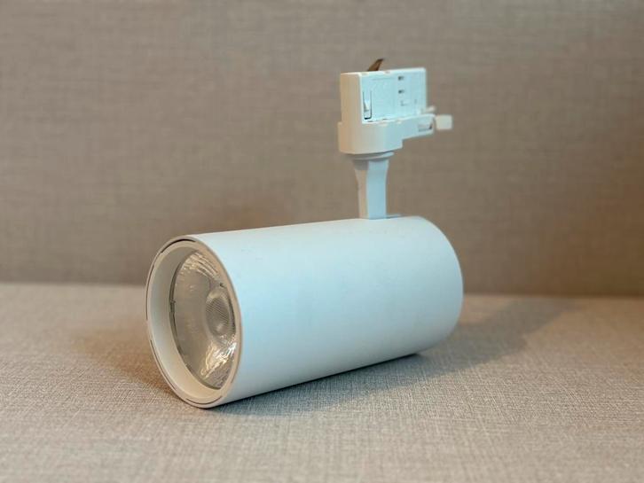 ‼️ 300 stuks rail spots LED wit 3 fase, Huis en Inrichting, Lampen | Spots, Zo goed als nieuw, Metaal of Aluminium, Led, Ophalen of Verzenden