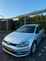 Volkswagen Golf 1.6 TDI 77KW DSG 2013 Grijs, Zwart, 4 cilinders, Parkeersensor, Diesel