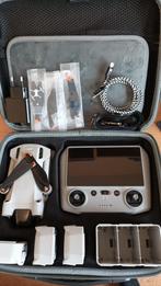 DJI Mini 3 Pro Fly More Met Smart Controller, 550€, Ophalen of Verzenden, Gebruikt, Drone met camera