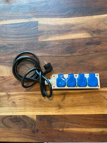 4-voudig Stekkerblok - Nieuw beschikbaar voor biedingen