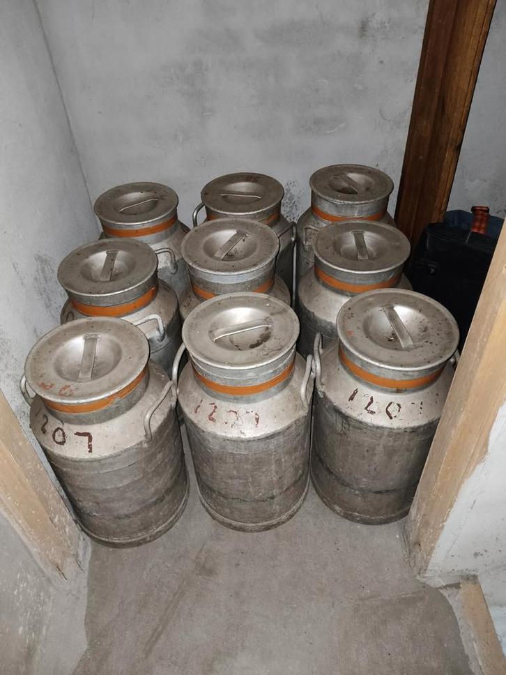 Aluminium Melkbussen, Hobby en Vrije tijd, Overige Hobby en Vrije tijd, Gebruikt, Ophalen