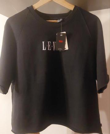 Mooie Levis trui/T-shirt relaxed fit  beschikbaar voor biedingen