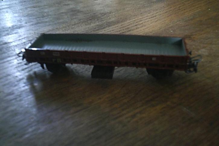 Marklin HO Rongenwagon met rongenbak en 22 rongen nr. 4607, Hobby en Vrije tijd, Modeltreinen | H0, Gebruikt, Wagon, Wisselstroom