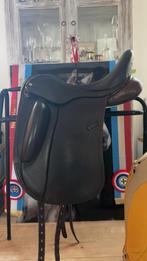Custom Wolfgang donkerbruin 17 inch Medium, Dieren en Toebehoren, Paarden en Pony's | Zadels, Ophalen of Verzenden, Zo goed als nieuw