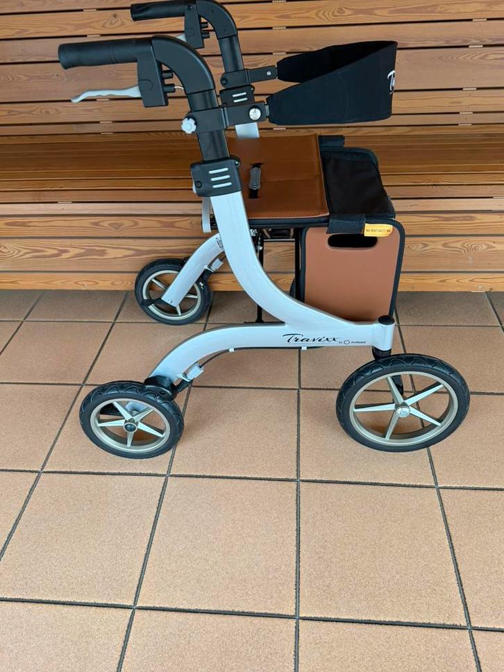 Travixx  Traveller Rollator S, Diversen, Rollators, Zo goed als nieuw, Ophalen of Verzenden
