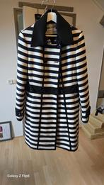 Karen Millen jas maat 42, Ophalen of Verzenden, Zo goed als nieuw, Maat 42/44 (L), Zwart