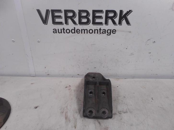 Motorsteun Rechts Ford Mondeo II 2000 97bb6p096bc, Auto-onderdelen, Motor en Toebehoren, Ford, Gebruikt