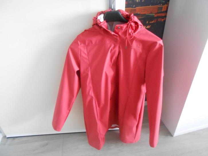 Regenjas maat L Merk: Crivit, Kleding | Dames, Jassen | Winter, Zo goed als nieuw, Maat 38/40 (M), Rood, Ophalen