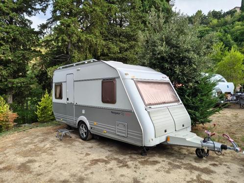 Kip Caravan, Caravans en Kamperen, Caravans, Particulier, tot en met 4, 1000 - 1250 kg, Treinzit, Kip, Frans bed, Omvormbare zithoek