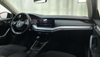 Skoda Octavia Combi 1.0 TSI Ambition Virtual Cockpit Navigat, Stof, Gebruikt, Met garantie (alle), Origineel Nederlands