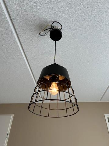 Plafond/Hanglamp industrieel zwart beschikbaar voor biedingen