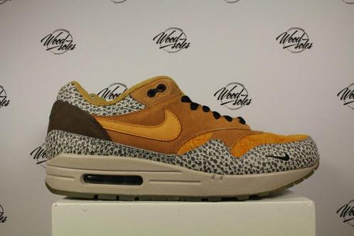 Nike Air Max 1 QS Atmos Safari Retro - 43, Kleding | Heren, Schoenen, Zo goed als nieuw, Ophalen of Verzenden