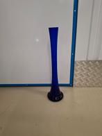 Blauwe glazen vaas, 50 tot 75 cm, Blauw, Ophalen of Verzenden, Glas