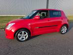 Suzuki Swift 1.3 5DRS 2006 Rood  auto Sportief  Airco, Auto's, Suzuki, Voorwielaandrijving, 965 kg, 400 kg, Swift