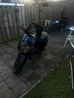 Vespa sprint 125cc 2t, Fietsen en Brommers, Scooters | Piaggio, Ophalen of Verzenden, Zo goed als nieuw, Benzine