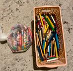 Restant potloden en wasco krijtjes, Ophalen, Gebruikt, Potlood of Stift