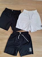3 leuke sportbroekjes mt 134/140 en 140: H&M en Sondico!, Gebruikt, H&M, Sport- of Zwemkleding, Ophalen of Verzenden
