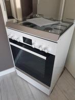 Nette Bosch gasfornuis, Witgoed en Apparatuur, Fornuizen, Ophalen, 4 kookzones, Zo goed als nieuw, Gas