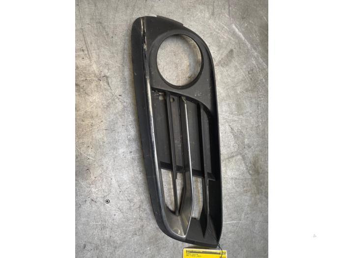 Bumper Rooster van een BMW 5-Serie, Auto-onderdelen, Carrosserie en Plaatwerk, Bumper, BMW, Gebruikt, 3 maanden garantie, Ophalen of Verzenden