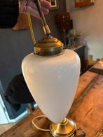 Glazen hanglamp wit 2stuks style art deco, Ophalen of Verzenden, Zo goed als nieuw, Minder dan 50 cm