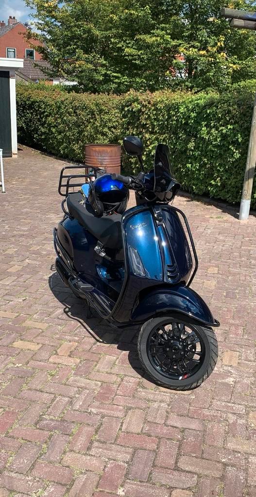 Vespa sprint E5 2022, Fietsen en Brommers, Brommers | Vespa, Zo goed als nieuw, Overige modellen, Maximaal 45 km/u, Ophalen of Verzenden