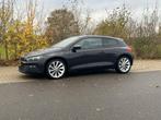 Volkswagen Scirocco 2.0 TSI DSG 2009 Zwart APK t/m okt 2026, Auto's, Zwart, 4 cilinders, 1984 cc, Zwart