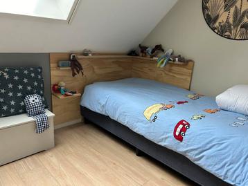 Hoofdbord bedombouw 1 persoons bed beschikbaar voor biedingen