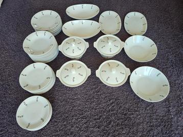 Vintage Servies Selftmann Weiden Bavaria  beschikbaar voor biedingen