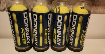 12 Donnay Ace tennisballen nieuw  beschikbaar voor biedingen