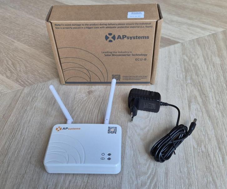 APsystems ECU-B router voor bijhouden opbrengst zonnepanelen, Doe-het-zelf en Verbouw, Overige Doe-het-zelf en Verbouw, Zo goed als nieuw