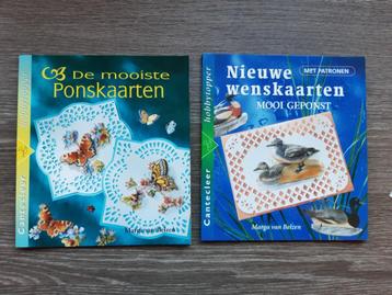 2 Hobby boekjes voor het kaarten maken met ponsen beschikbaar voor biedingen