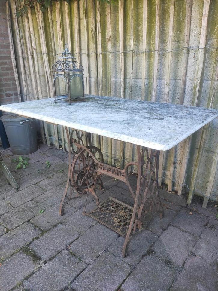Marmeren Tuintafel Singer Onderstel, Tuin en Terras, Tuintafels, Gebruikt, Rechthoekig, Overige materialen, Ophalen of Verzenden