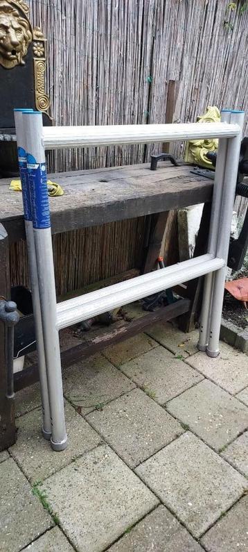 steiger onderdelen 2x ASC opbouw (eindstuk) frame beschikbaar voor biedingen