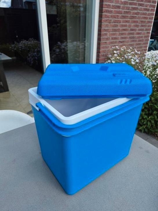 Koelbox, Caravans en Kamperen, Koelboxen, Zo goed als nieuw, Koelelement, Ophalen