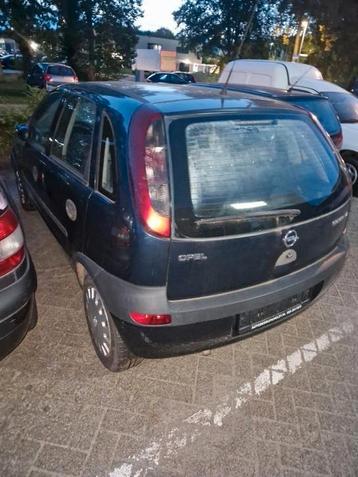 Opel corsa beschikbaar voor biedingen