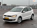 Volkswagen POLO 1.2 TSI DSG Comfortline, Gebruikt, 4 cilinders, Wit, 19 km/l