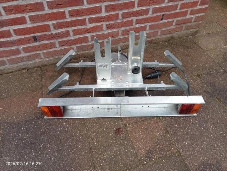 Fietsendrager, Auto diversen, Fietsendragers, Gebruikt, Trekhaakdrager, 2 fietsen, Ophalen