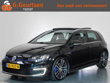 Volkswagen Golf 1.4 TSI GTE, Panoramadak, Volleder, Navigati beschikbaar voor biedingen