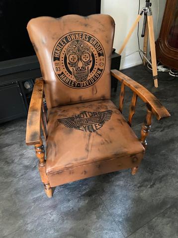 Vintage Harley Davidson stoel beschikbaar voor biedingen