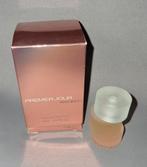 Mooie parfum mini Nina ricci Premier jour + doosje, Ophalen of Verzenden, Zo goed als nieuw, Miniatuur, Gevuld