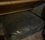 Hocker, Ophalen, 125 cm of meer, Vierkant, Nieuw