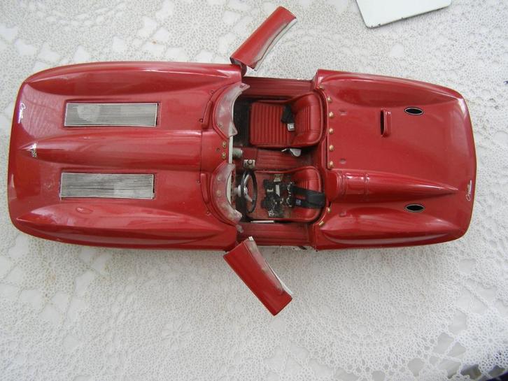 modelauto Chevrolet Corvette Stingray 1959 Auto Art  1:18, Hobby en Vrije tijd, Modelauto's | 1:18, Gebruikt, Auto, Autoart, Ophalen of Verzenden