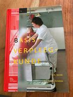 Basis verpleegkunde   E.M.Sesink. En Drs.J.A.M. Kerstwens, Ophalen of Verzenden, Beta, Nieuw, MBO