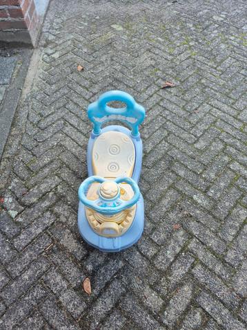 Leuke Loopauto voor de Kleintjes! beschikbaar voor biedingen